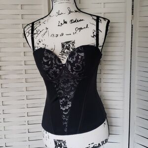 Vedette black padded bra strong adjustable lace corset 36D